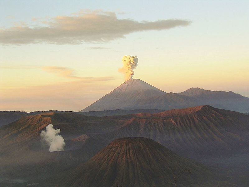Mahameru vulkan indonesien.