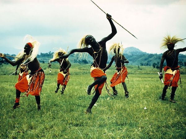 uganda lokal tanzen
